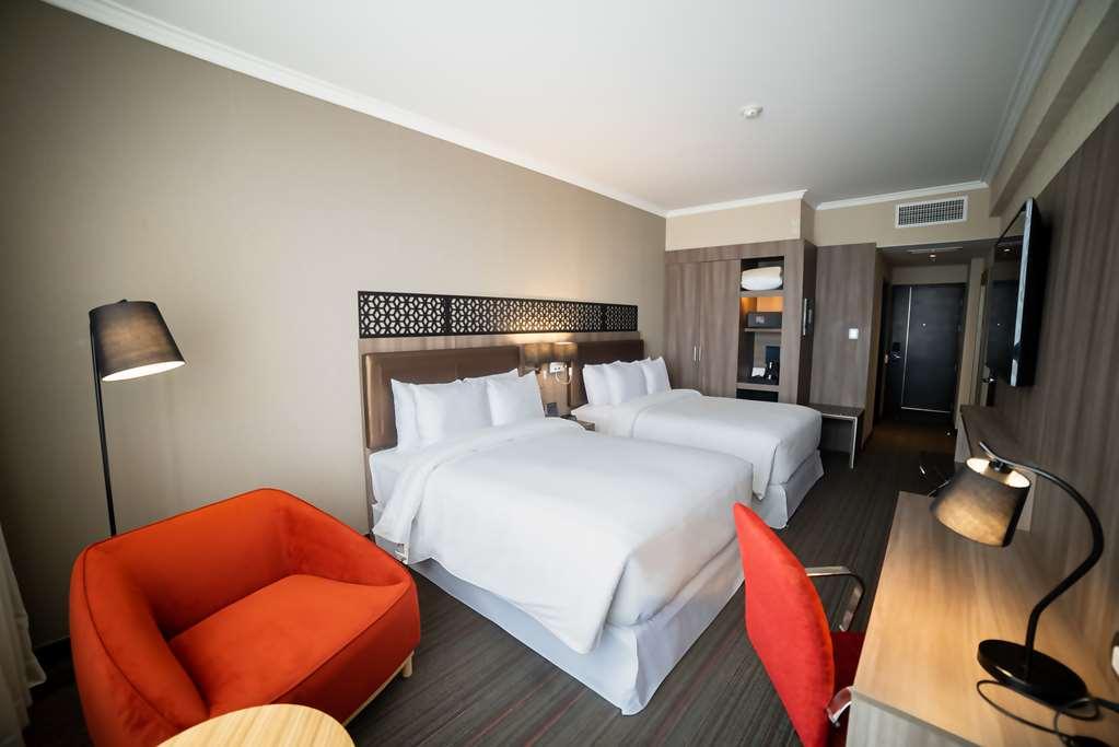 Doubletree By Hilton Trujillo Hotel Encalada Quarto foto